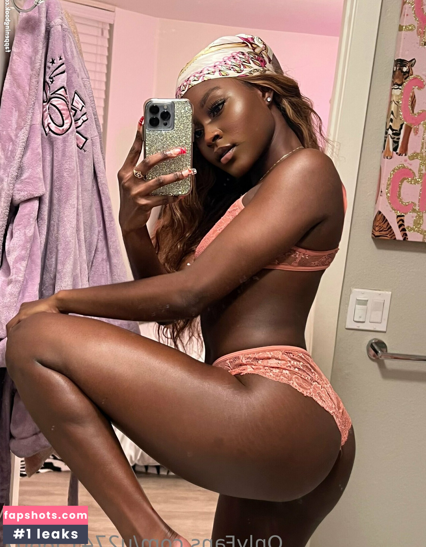 juiicyyyfruit gallery photo #15