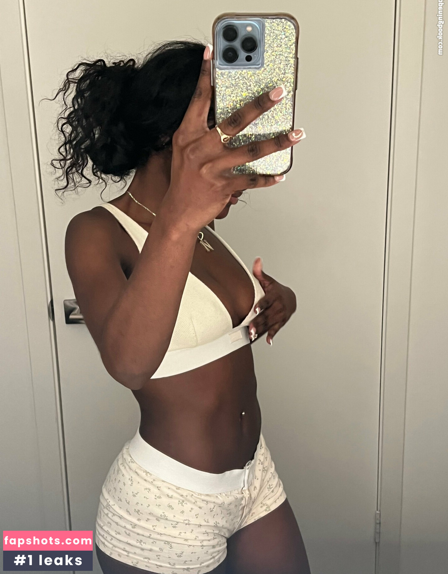 juiicyyyfruit gallery photo #161