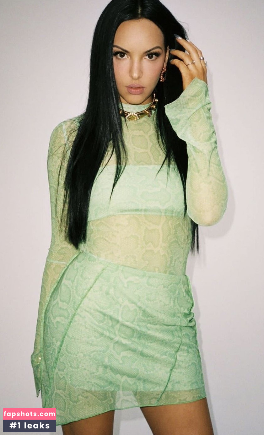 Juju44 gallery photo #12