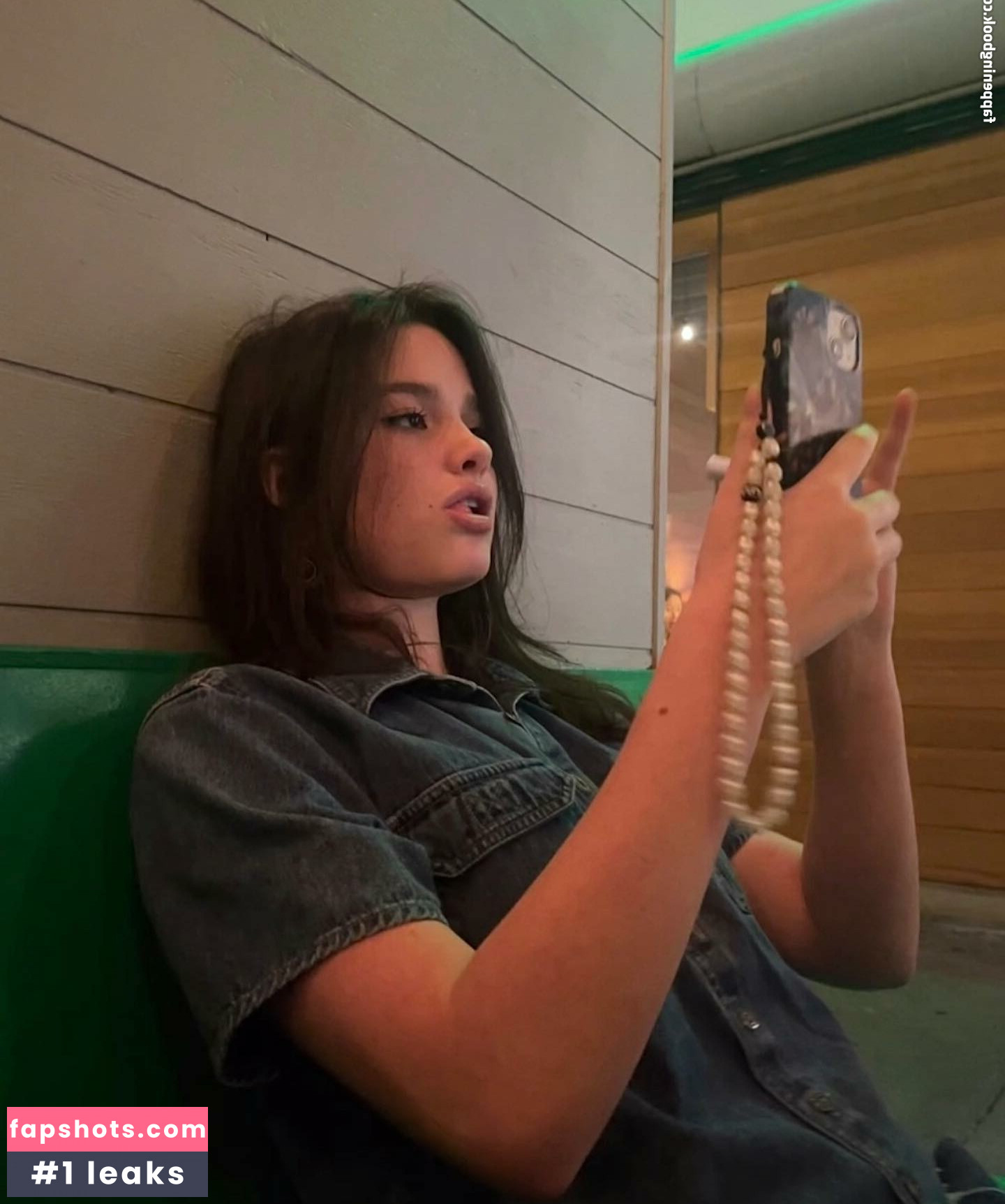 Jules LeBlanc gallery photo #61