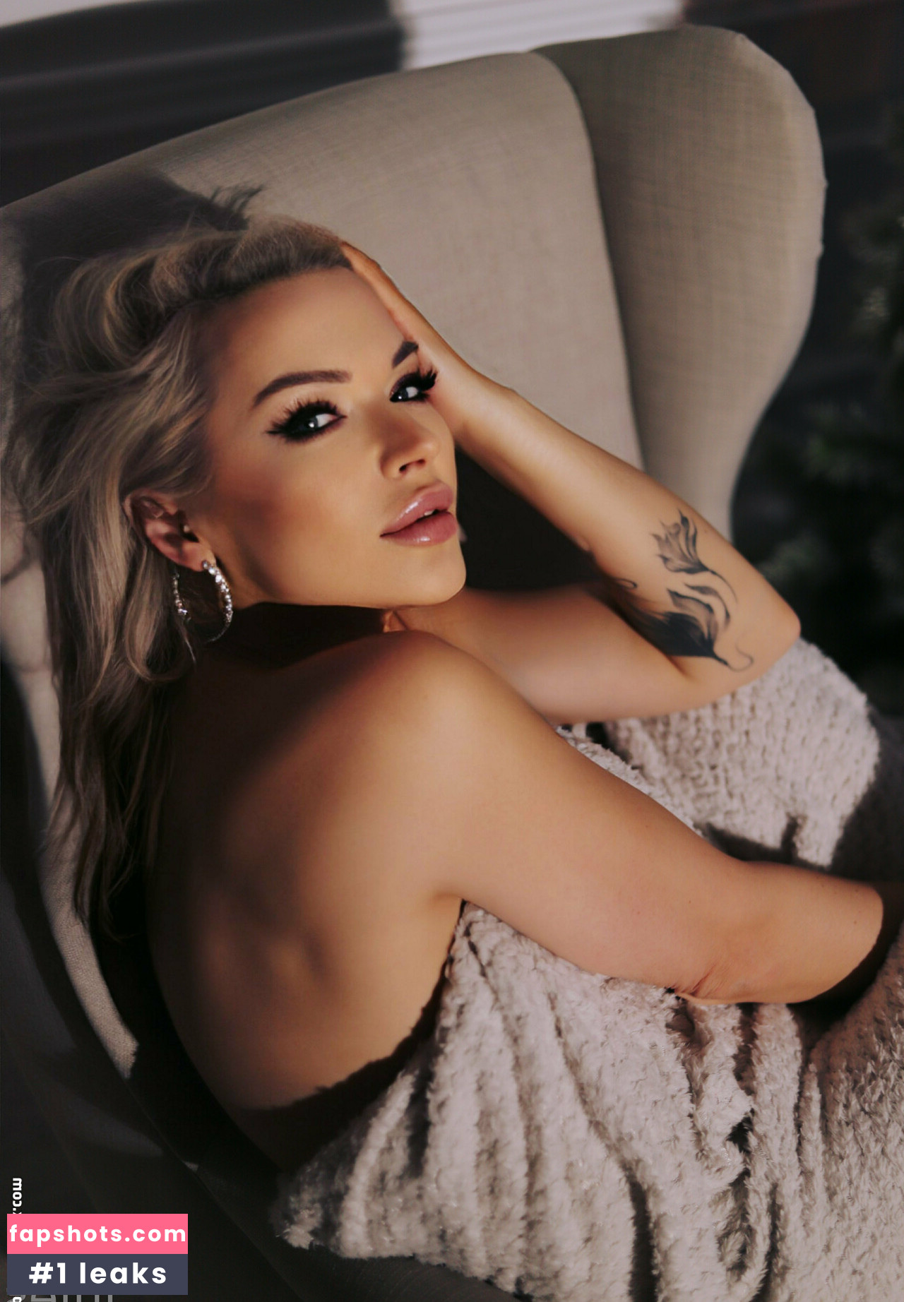 Julesblodna39 gallery photo #2