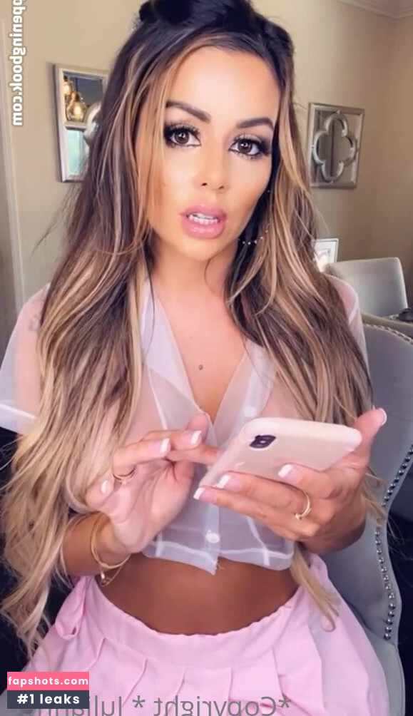 Juli Annee gallery photo #144