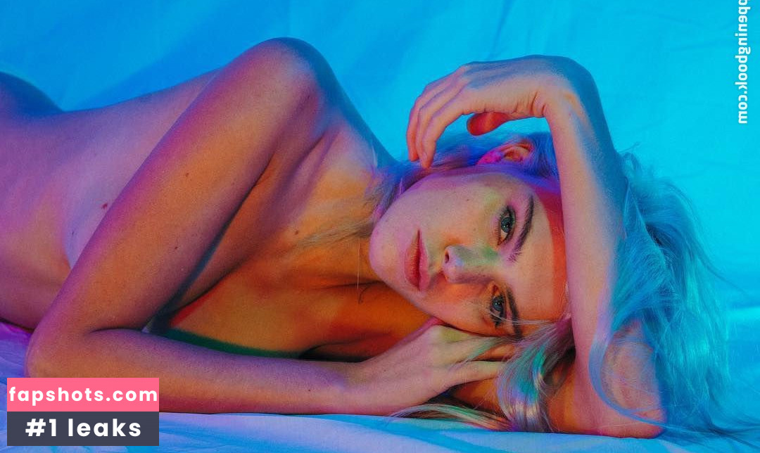 Julia Almendra gallery photo #37