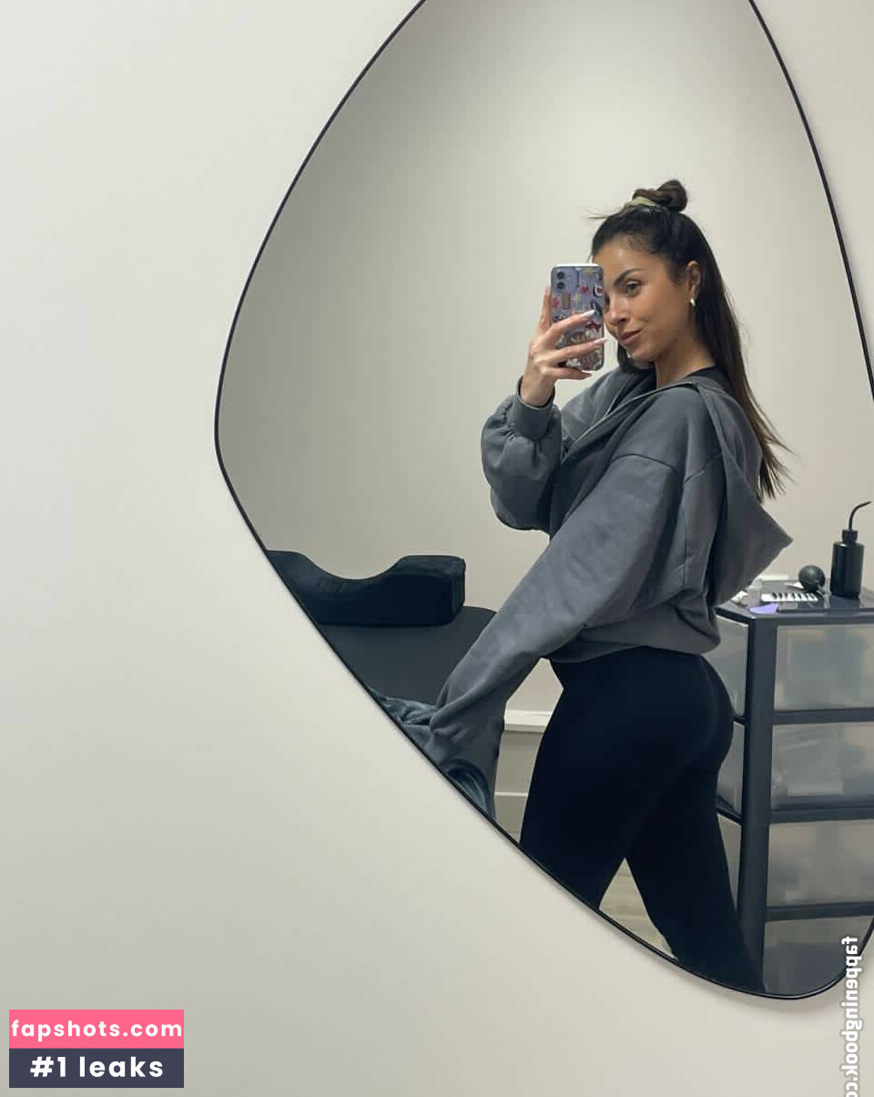 julia.amareno gallery photo #23