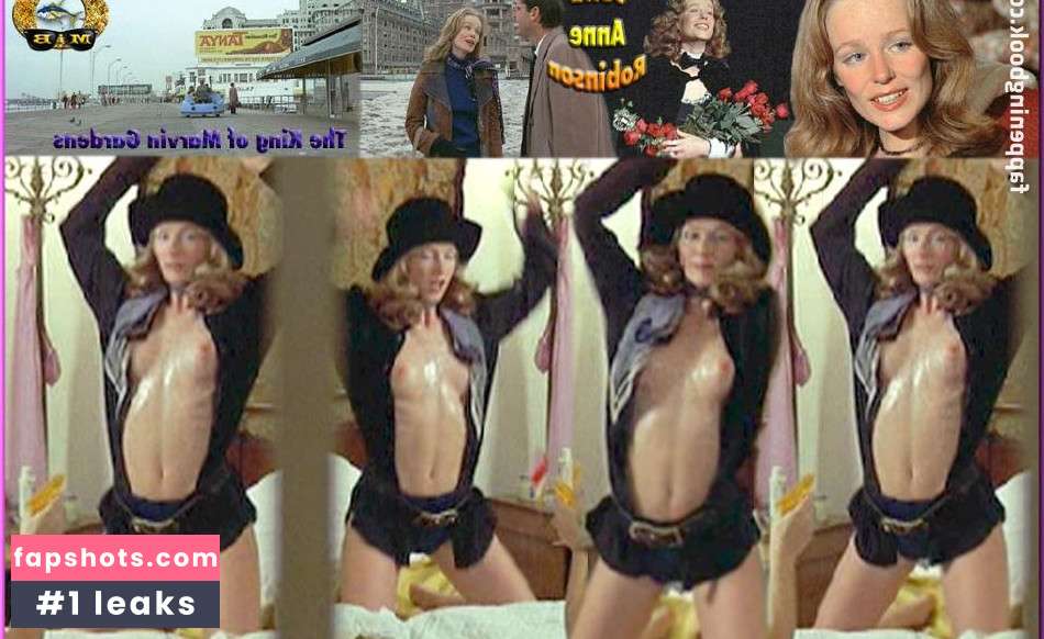 Julia Anne Robinson nude babe gallery