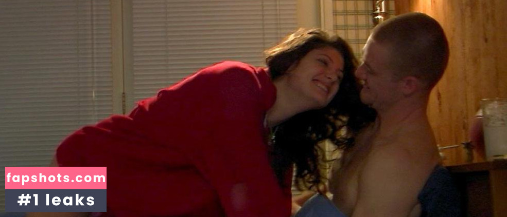 Julia Benson gallery photo #22