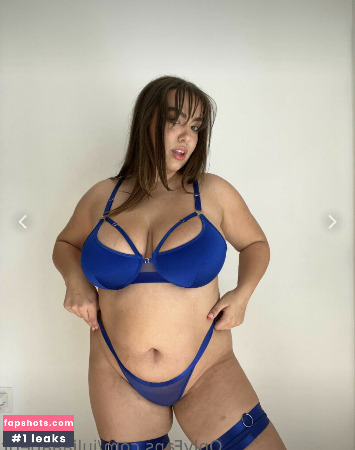 Julia Berit gallery photo #25