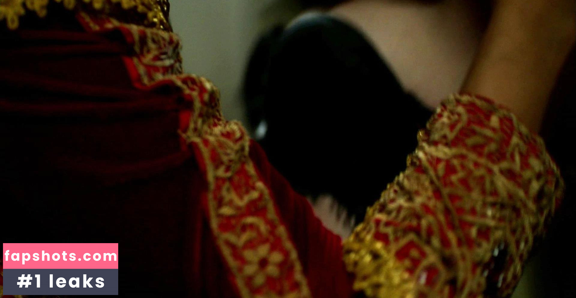 Julia Billington gallery photo #5