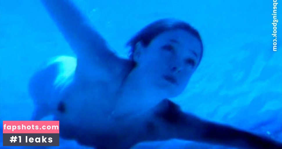 Julia Brendler gallery photo #51