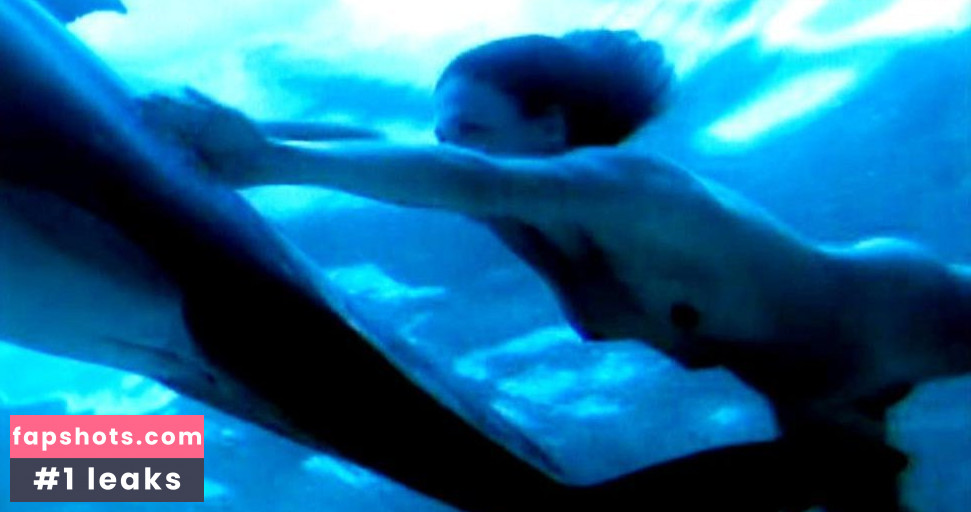 Julia Brendler gallery photo #53