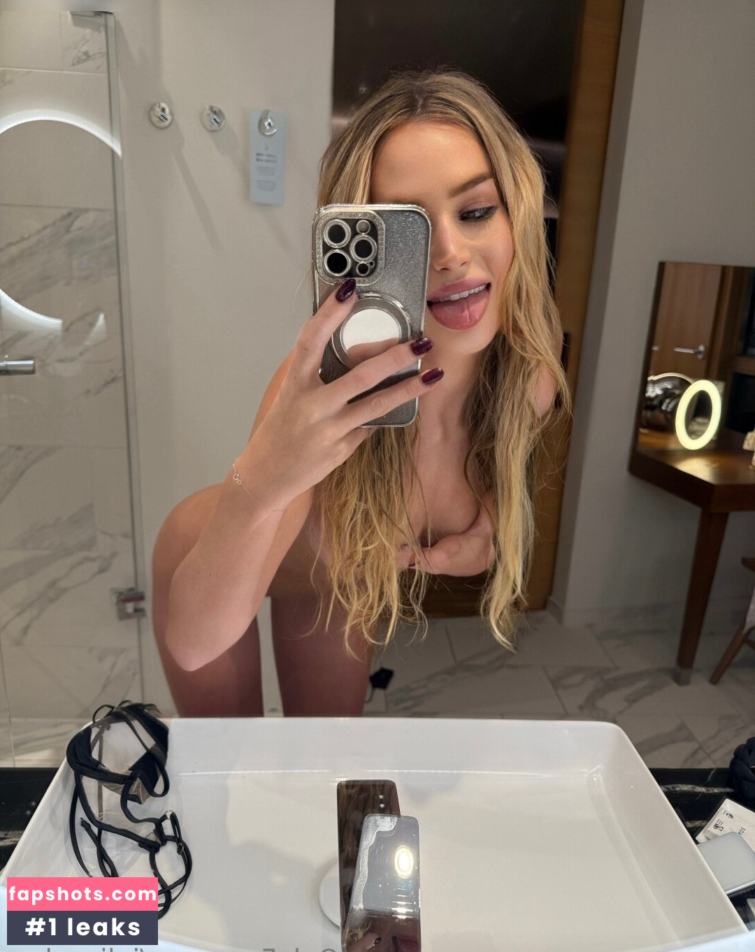 Julia Chavanne Nahé úniky fotek pouze od fanoušků #7 - Fapshots