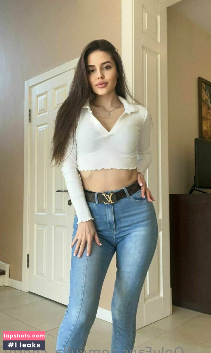 julia_cherry gallery photo #16