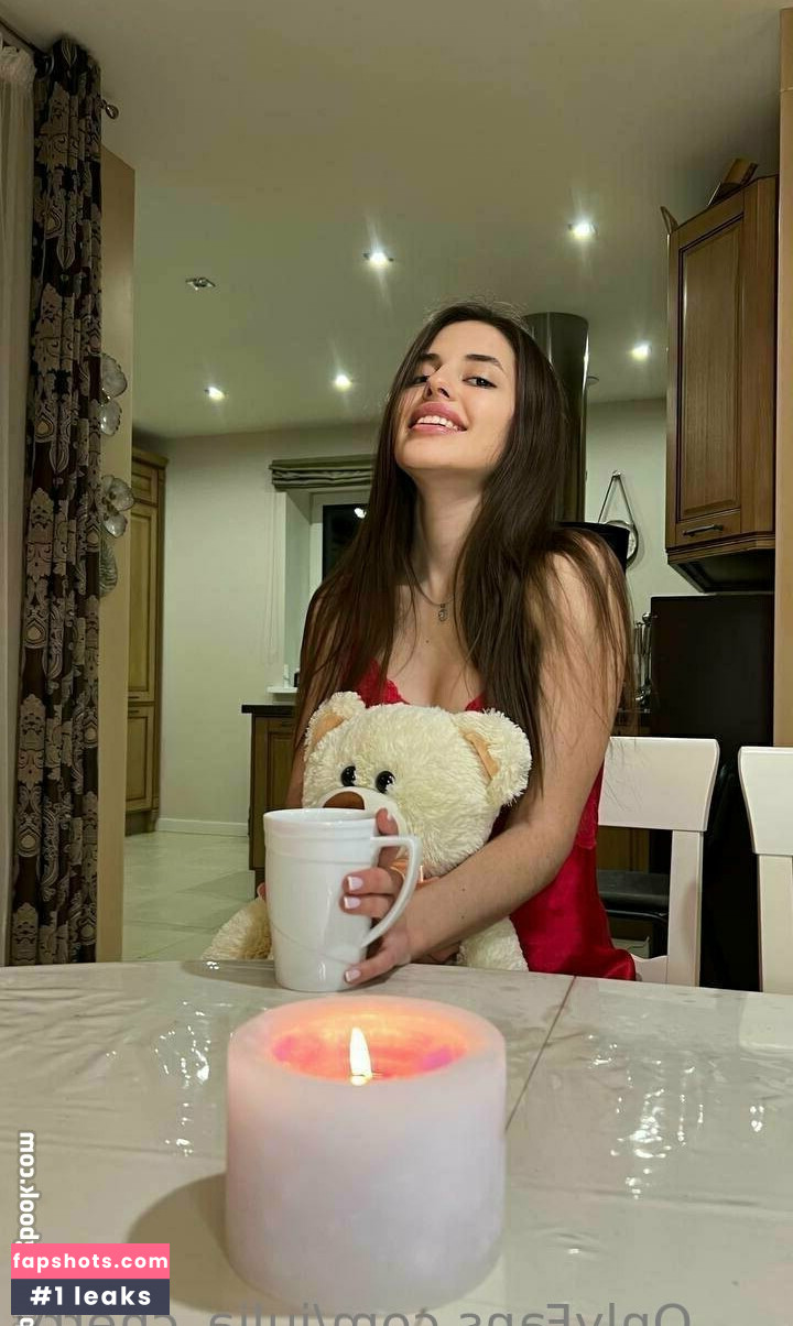 julia_cherry gallery photo #25