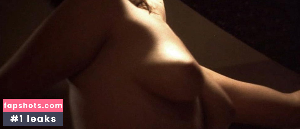 Julia Cornish gallery photo #4