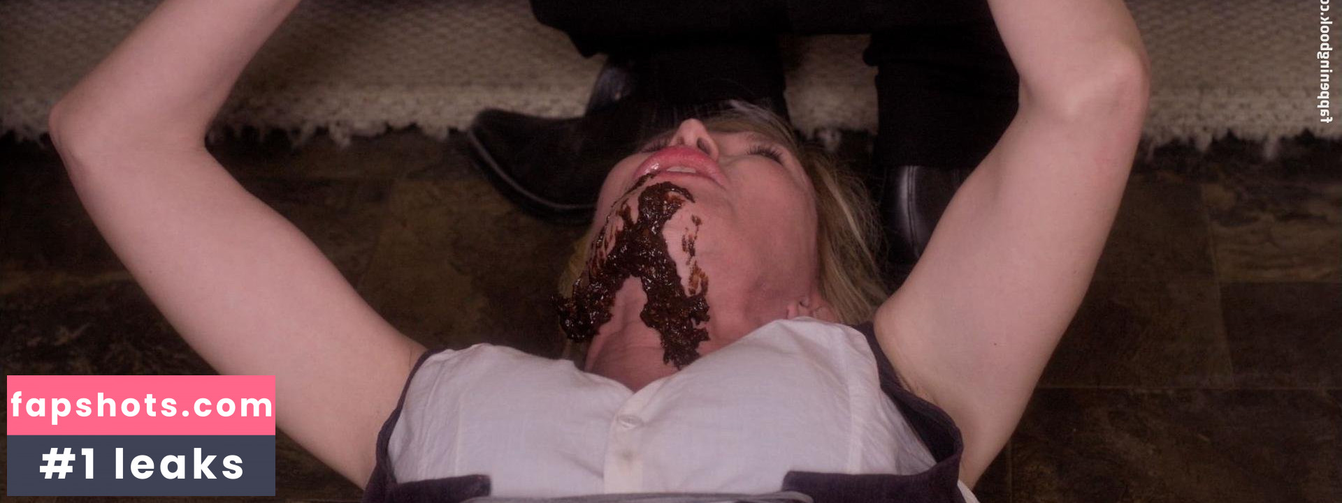 Julia Davis Nahé úniky fotek pouze od fanoušků #12 - Fapshots