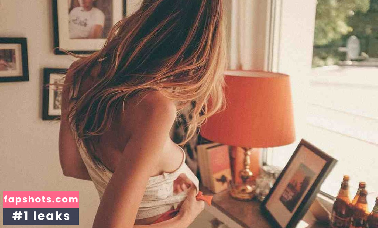 Julia Decker Nacktheit OnlyFans Fotos #14 - Fapshots