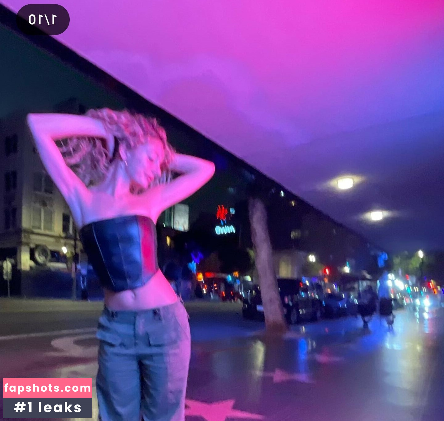 Julia Dicesare gallery photo #15