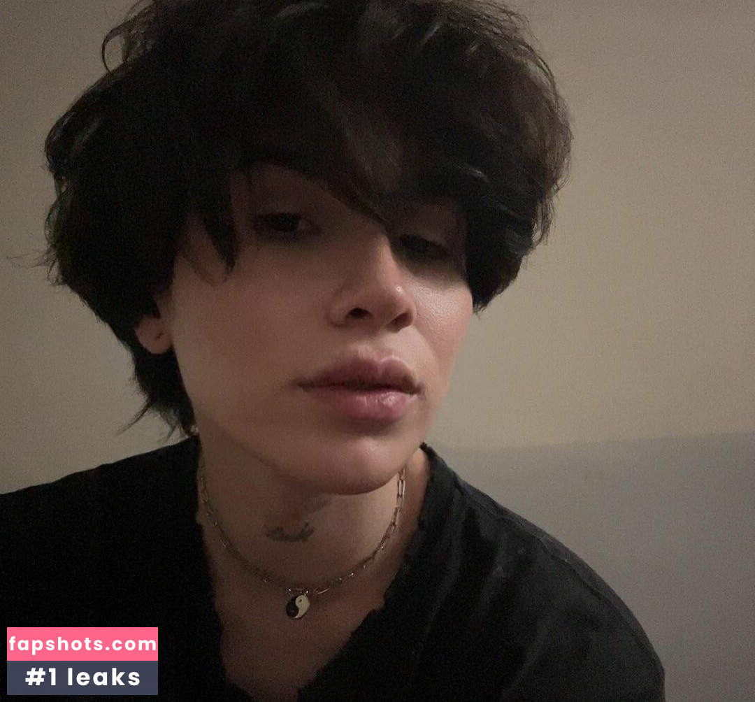 Julia Diotti gallery photo #17