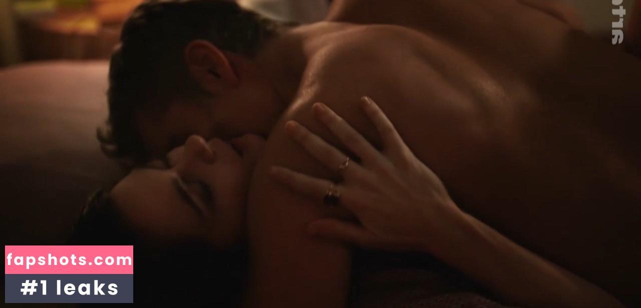 Julia Faure gallery photo #2