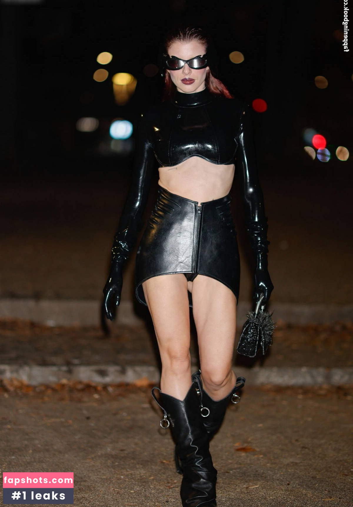 Julia Fox gallery photo #107