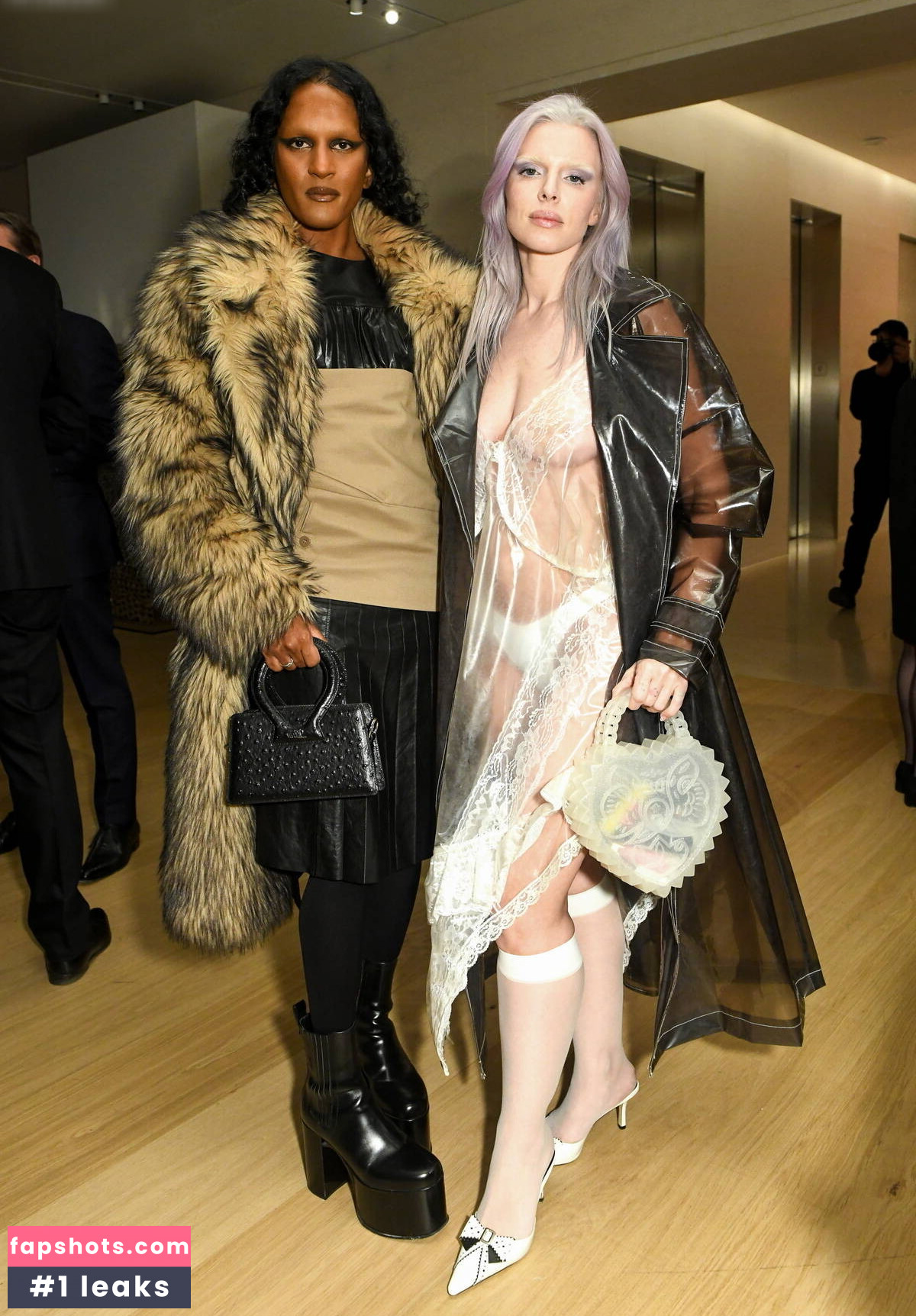 Julia Fox gallery photo #12