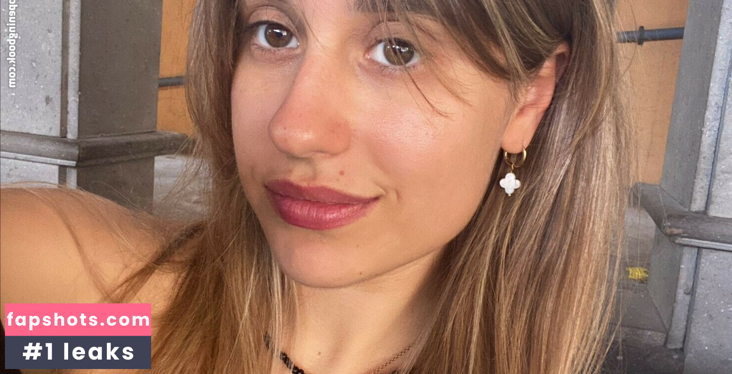 Julia Gomez gallery photo #15