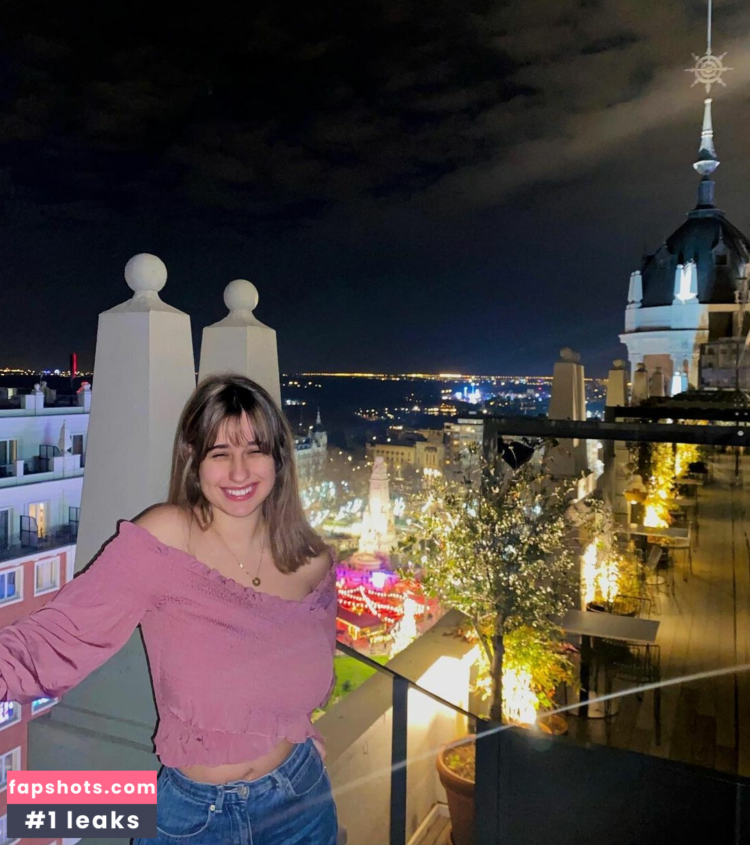 Julia Gomez gallery photo #34