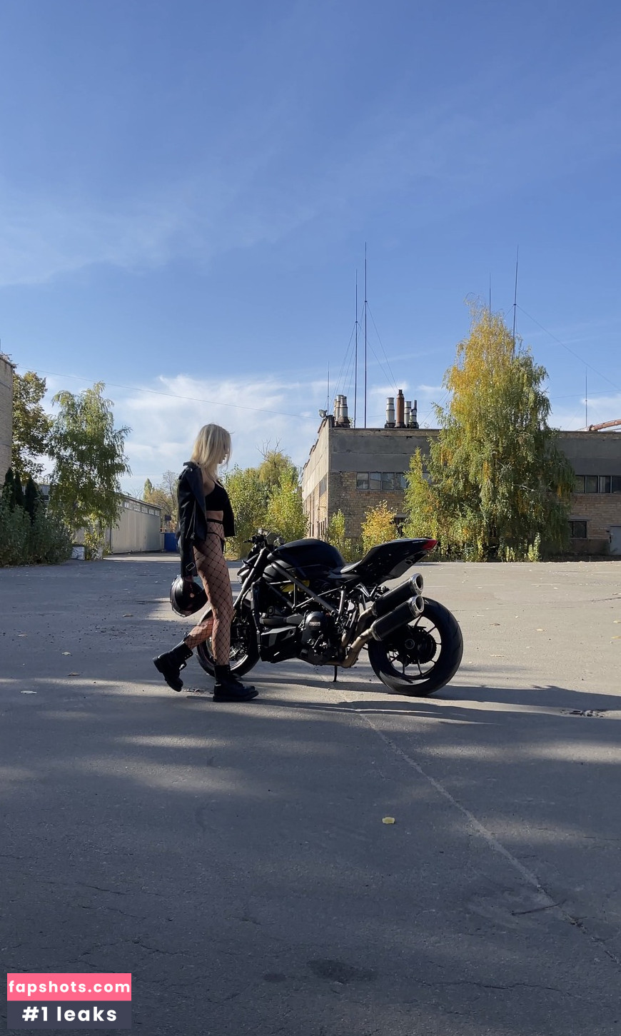 julia_graff Nude Leaks OnlyFans - Fapshots