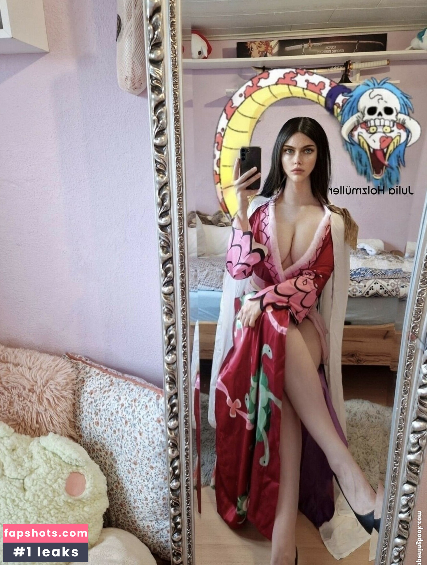 Julia Holzmueller Nude Leaks OnlyFans Photos #8 - LeakJerk