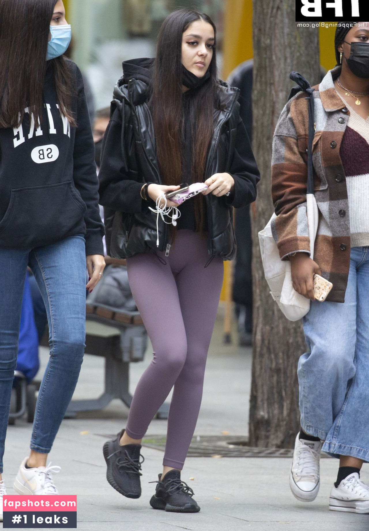 Julia Janeiro Campanario gallery photo #8