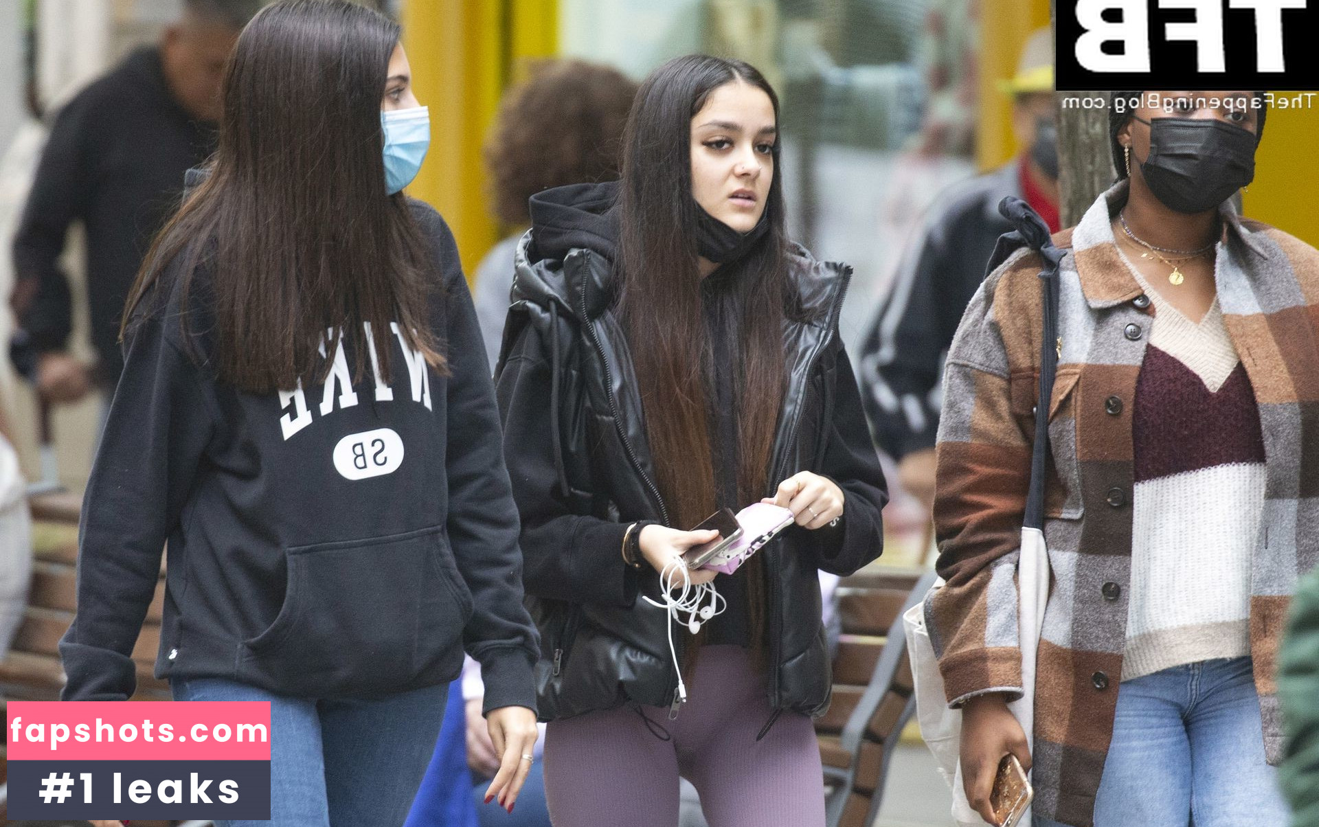 Julia Janeiro Campanario gallery photo #9