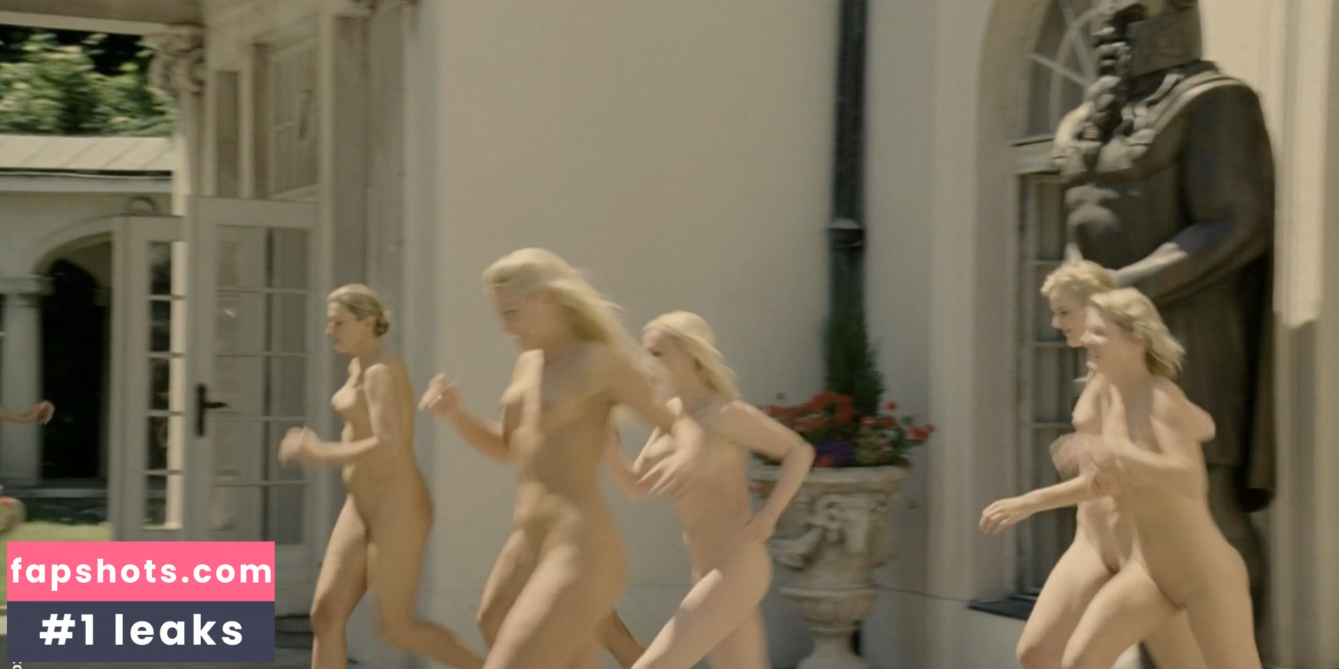 Julia Jentsch gallery photo #15