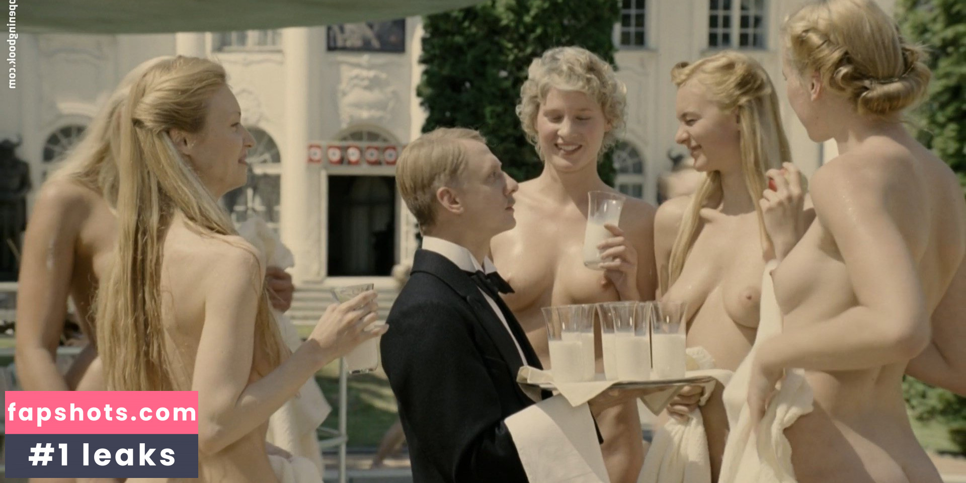 Julia Jentsch gallery photo #16