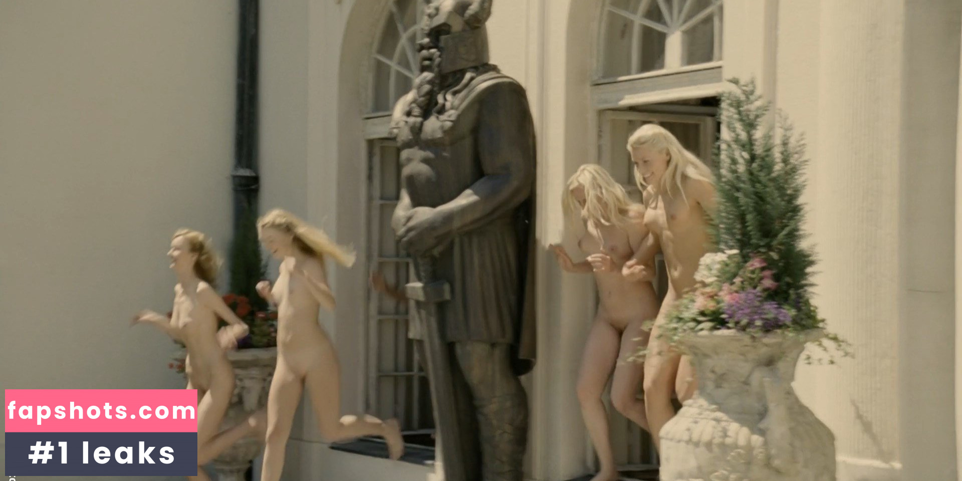 Julia Jentsch gallery photo #20