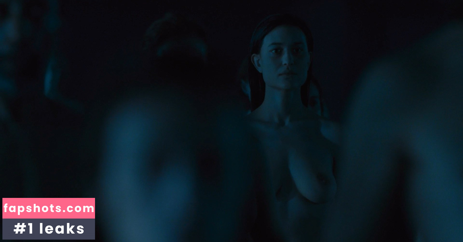 Julia Jones gallery photo #27