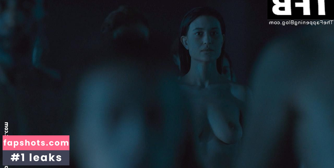 Julia Jones gallery photo #7