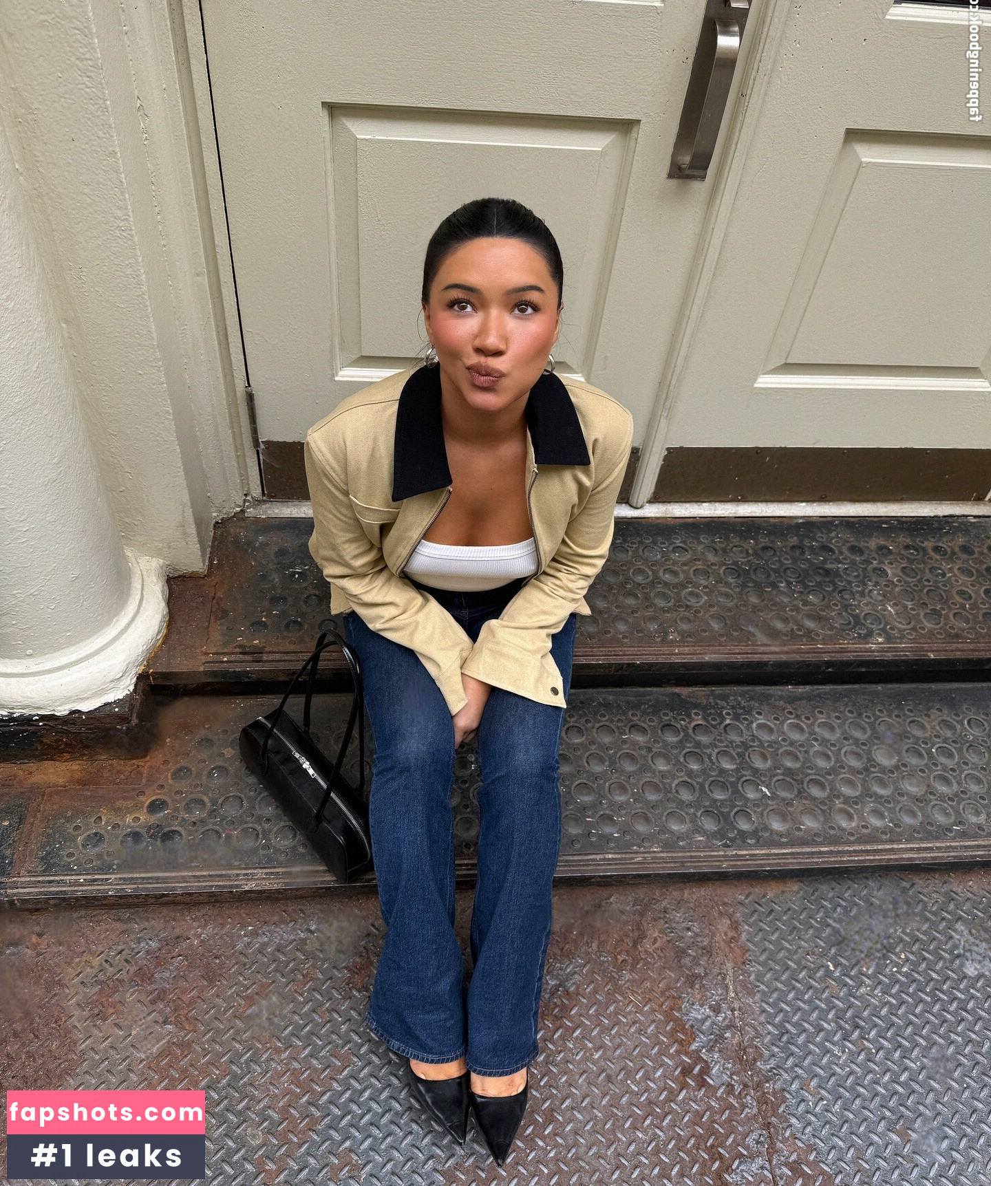 Julia Kelly gallery photo #12