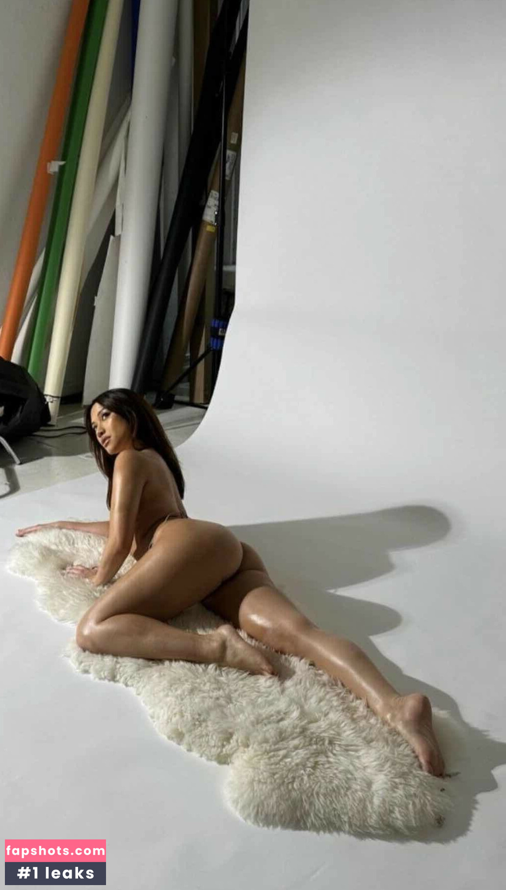 Julia Kelly gallery photo #201