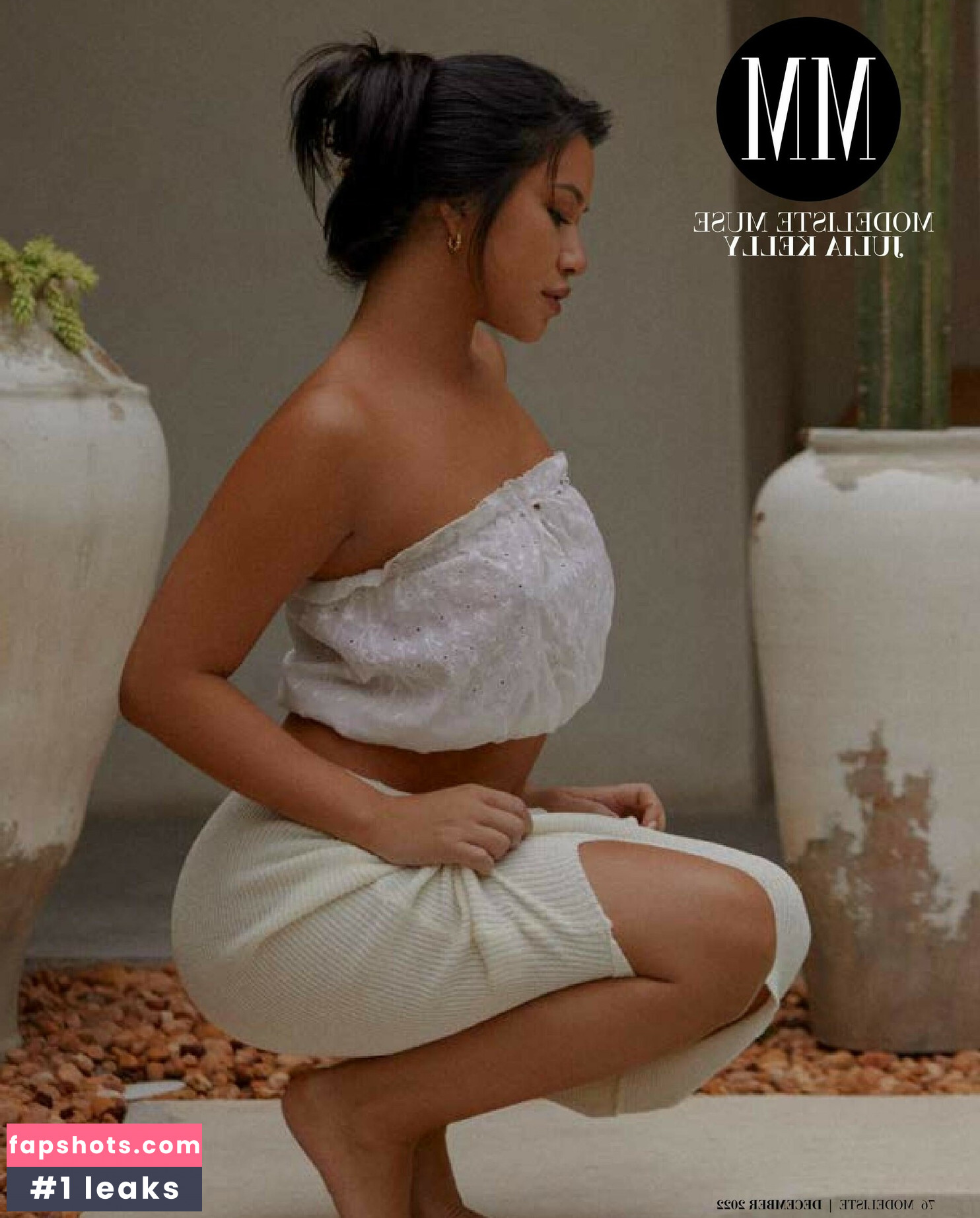 Julia Kelly gallery photo #208