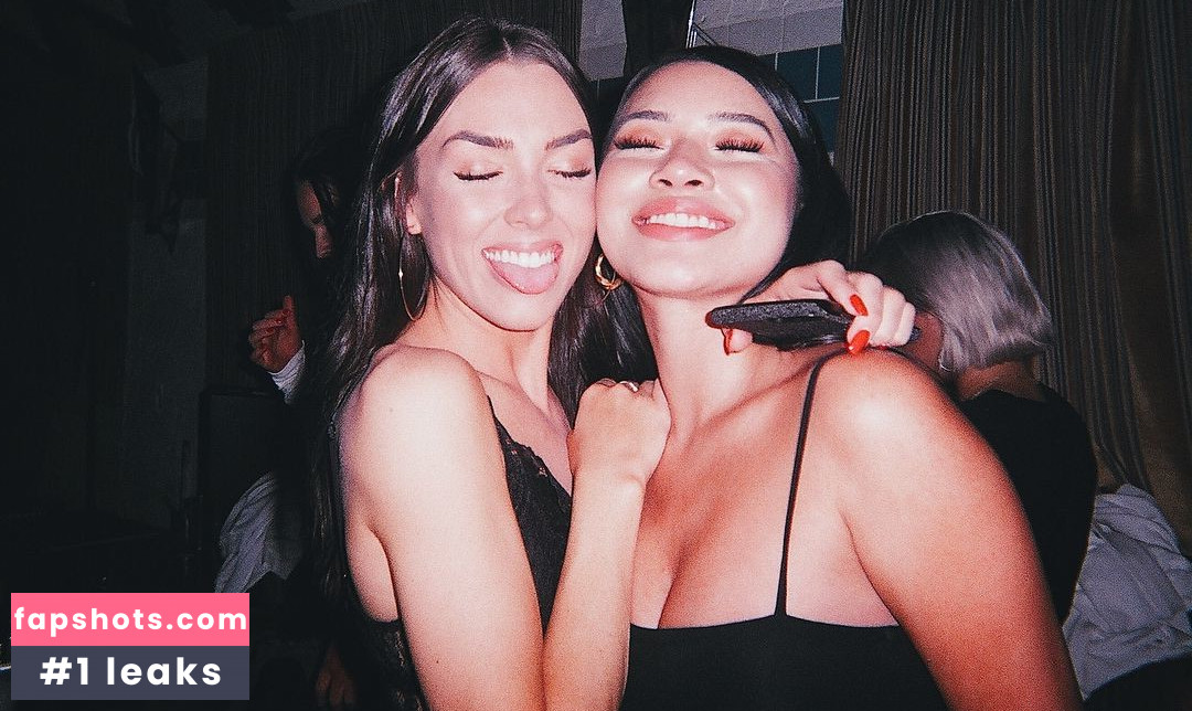 Julia Kelly gallery photo #261