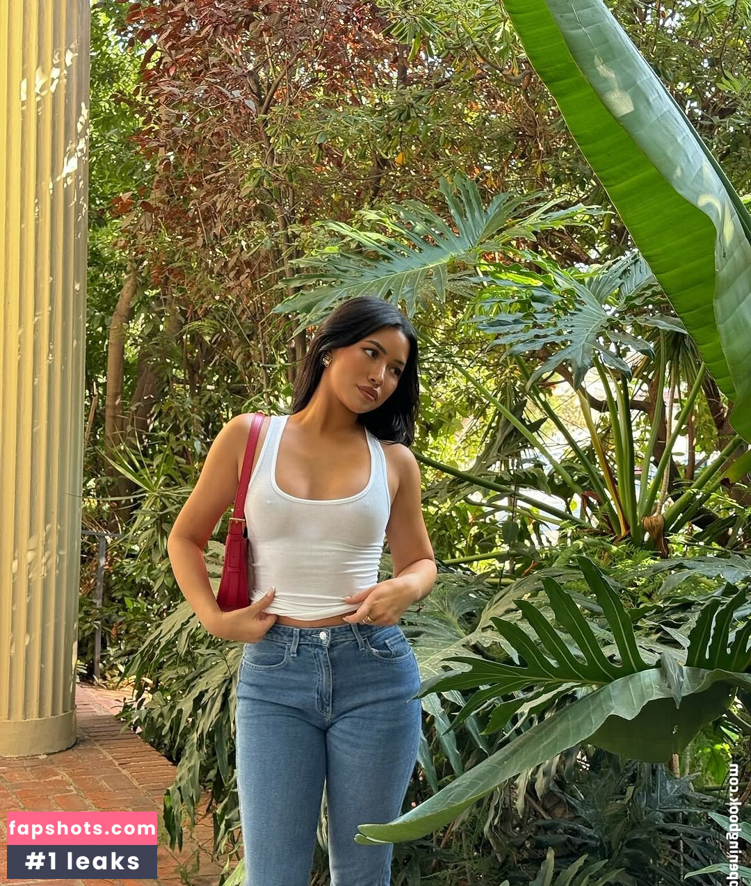 Julia Kelly gallery photo #28