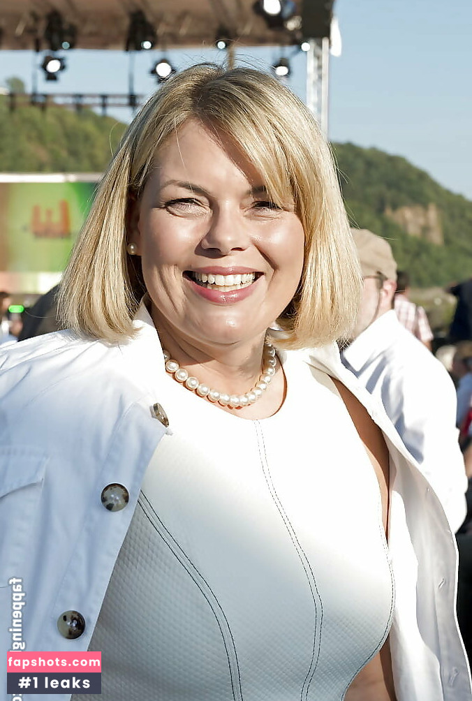 Julia Klöckner gallery photo #5