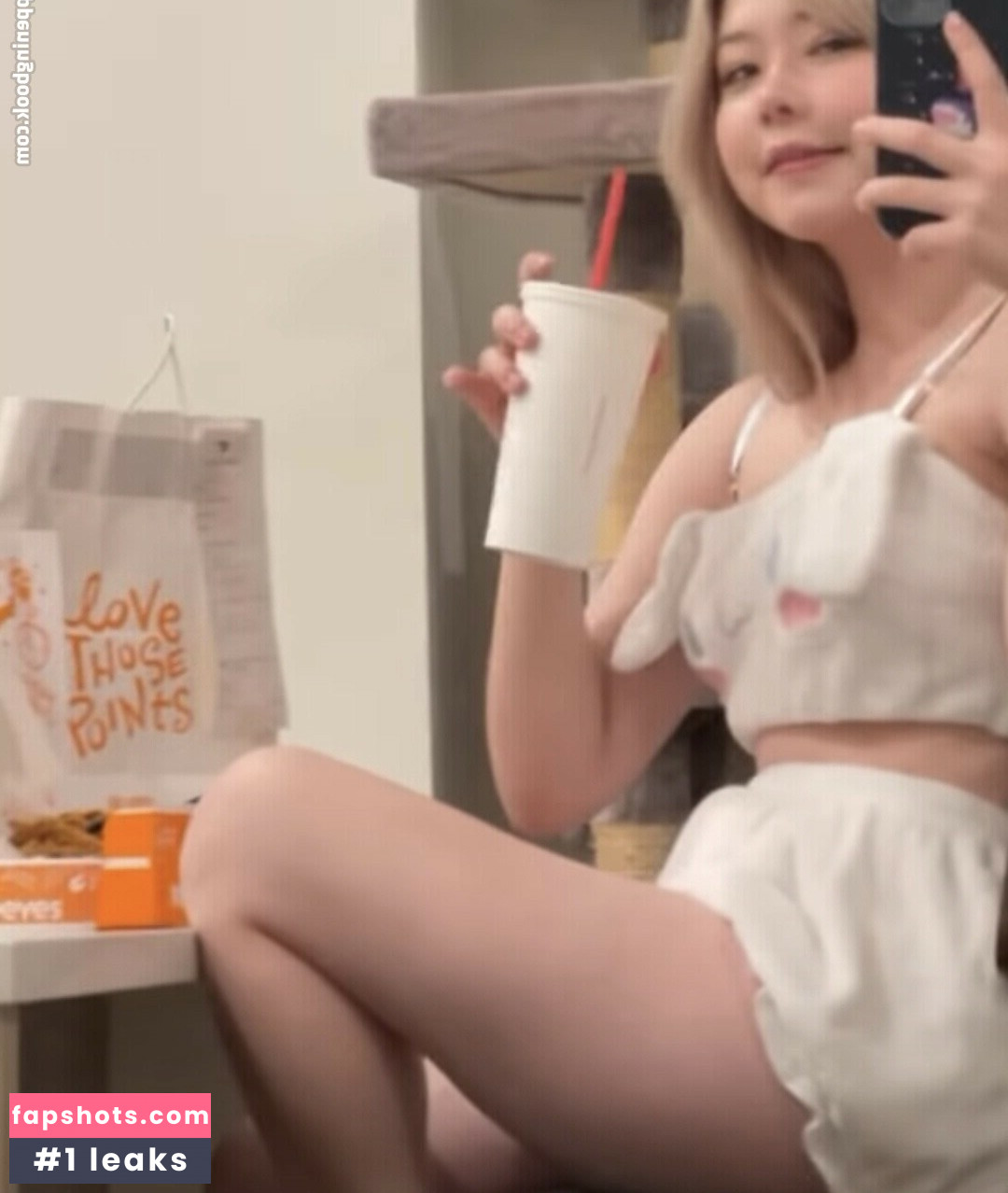 Júlia Nakamura gallery photo #117