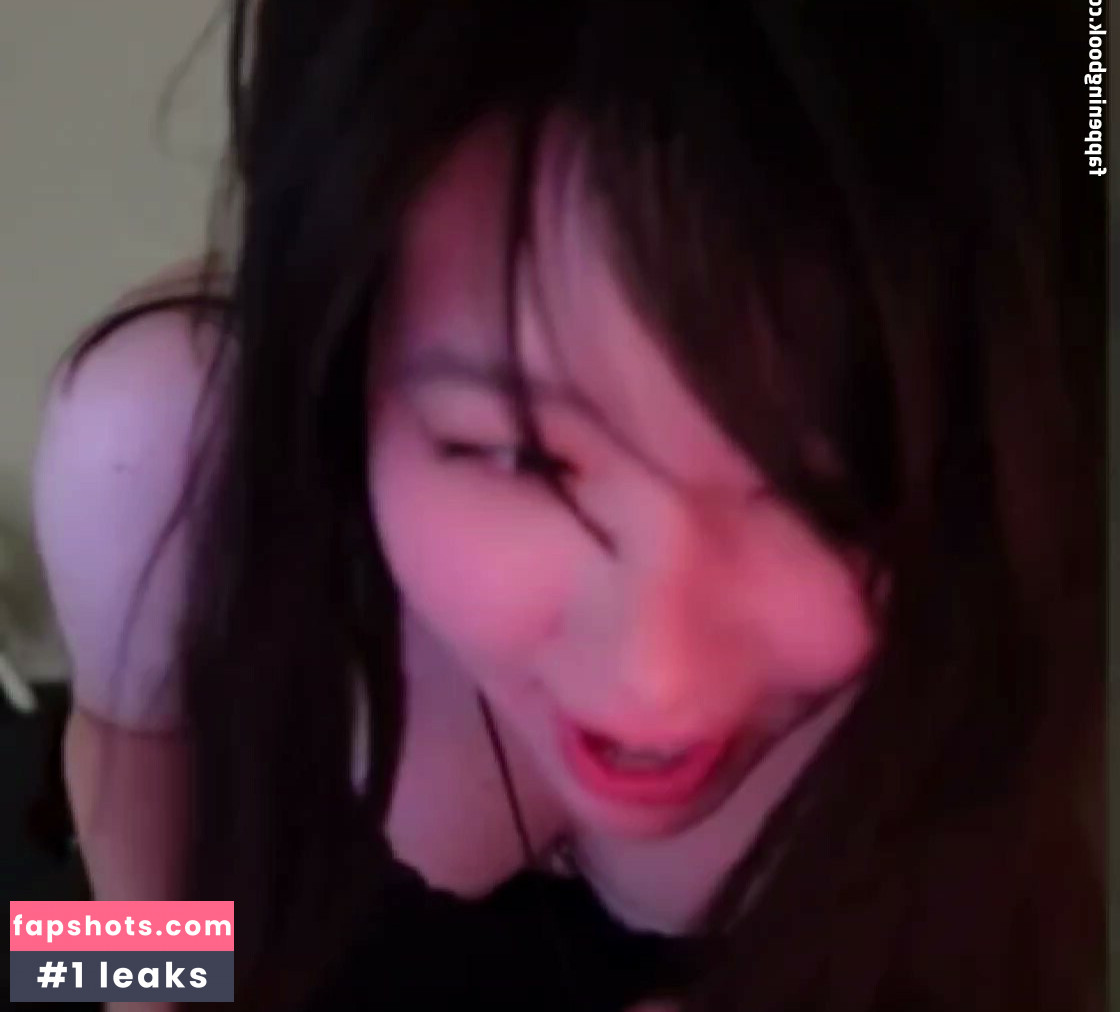 Júlia Nakamura gallery photo #31