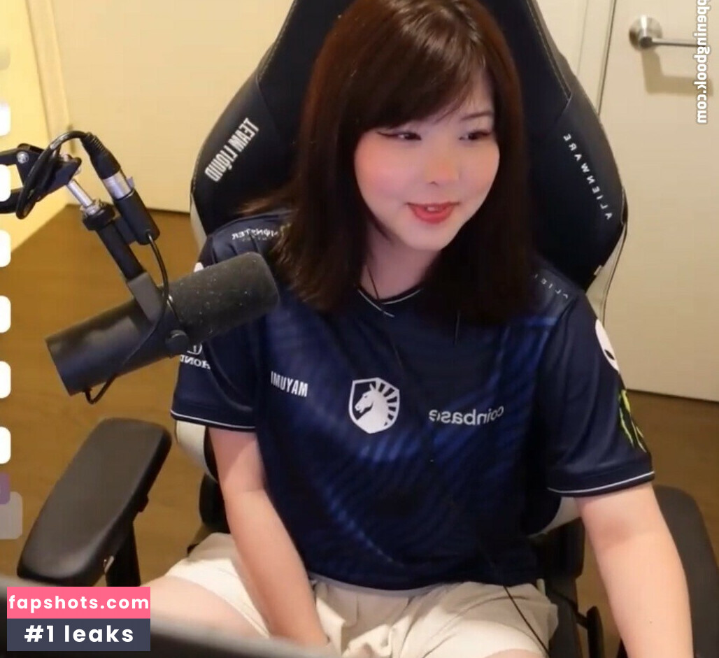 Júlia Nakamura gallery photo #85