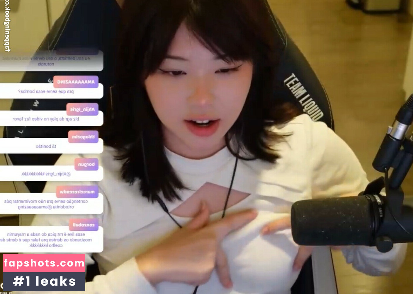 Júlia Nakamura gallery photo #90