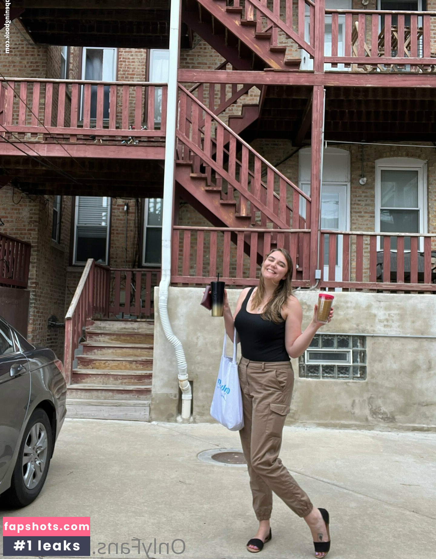 Julia gallery photo #38