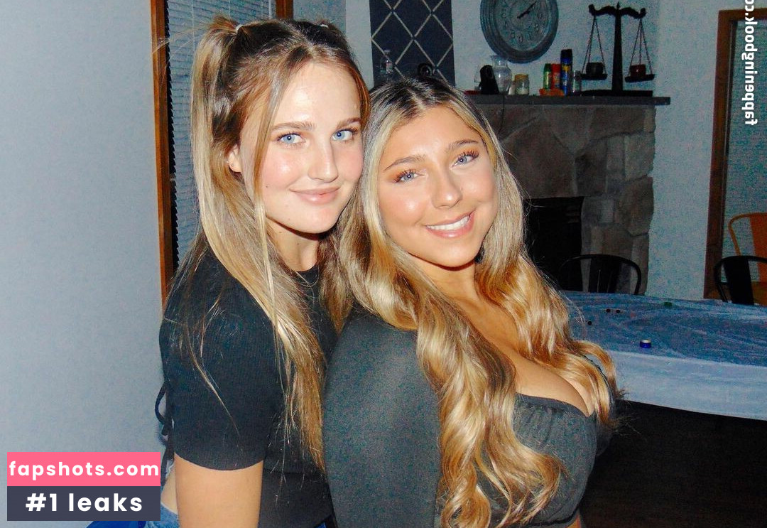 Julia & Olivia gallery photo #21