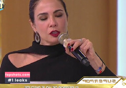 Julia Paes gallery photo #8