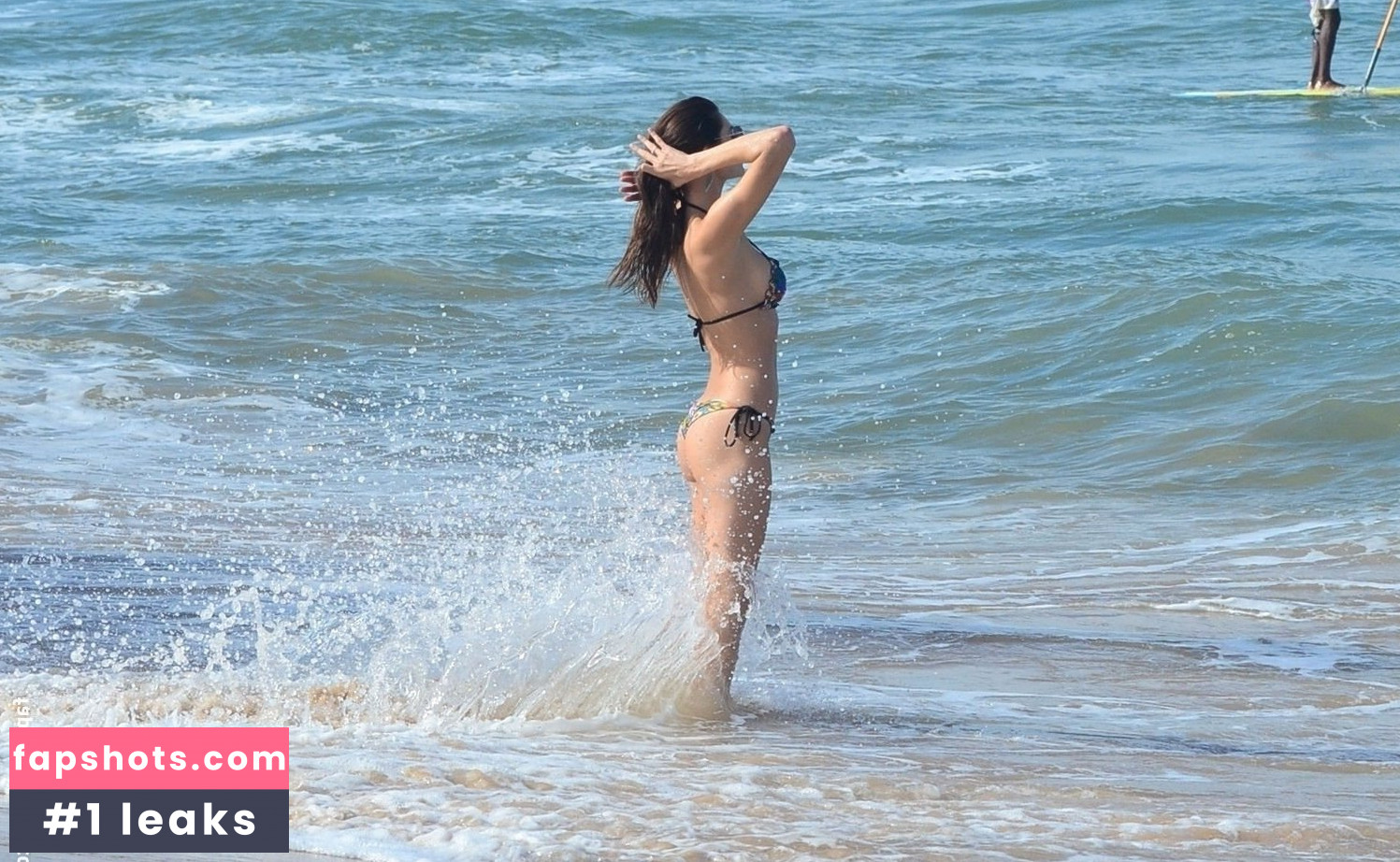 Julia Pereira gallery photo #106